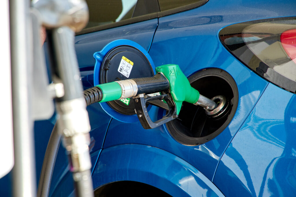 Pistola surtidora en la Gasolinera de Dénia y Ondara